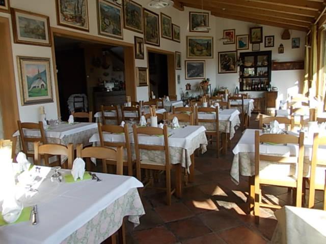 ホテル Al Fogolar Villa Santina エクステリア 写真